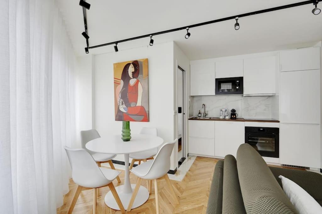 Appartement Cosy Pour 4 A La Villette - Párizs Kültér fotó
